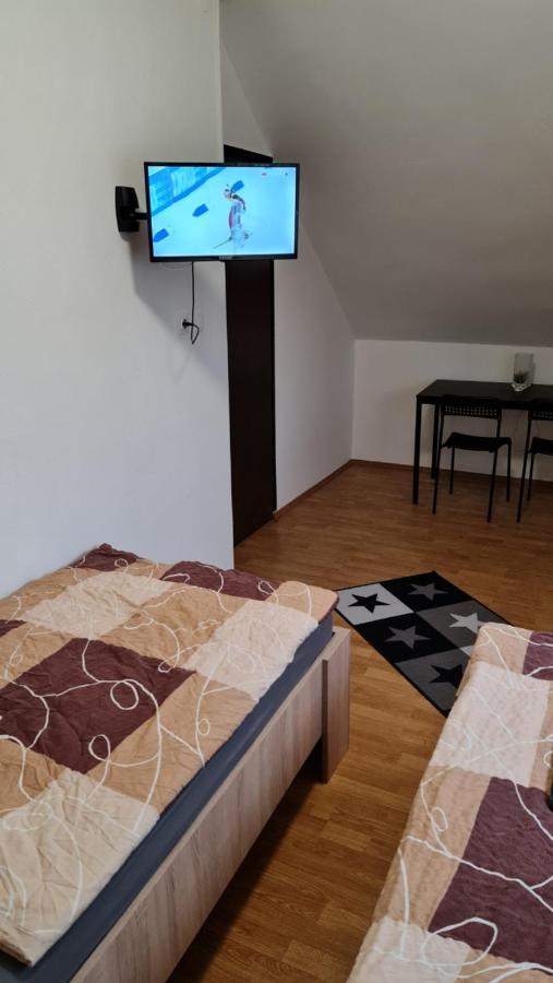 Arató Vendégház Pécs Exterior foto