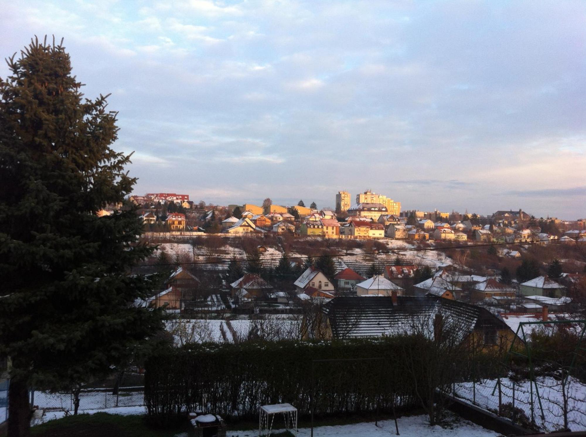Arató Vendégház Pécs Exterior foto